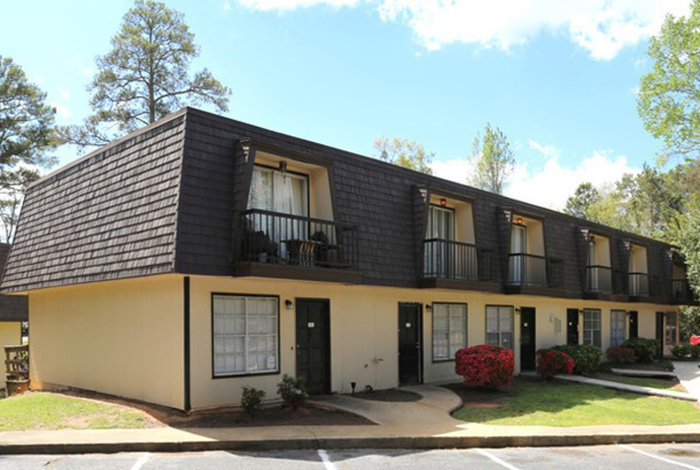 100-Units,-Macon,-GA-resized